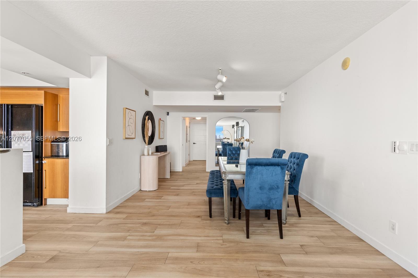 325 S Biscayne Boulevard 2723 Property Photo 9