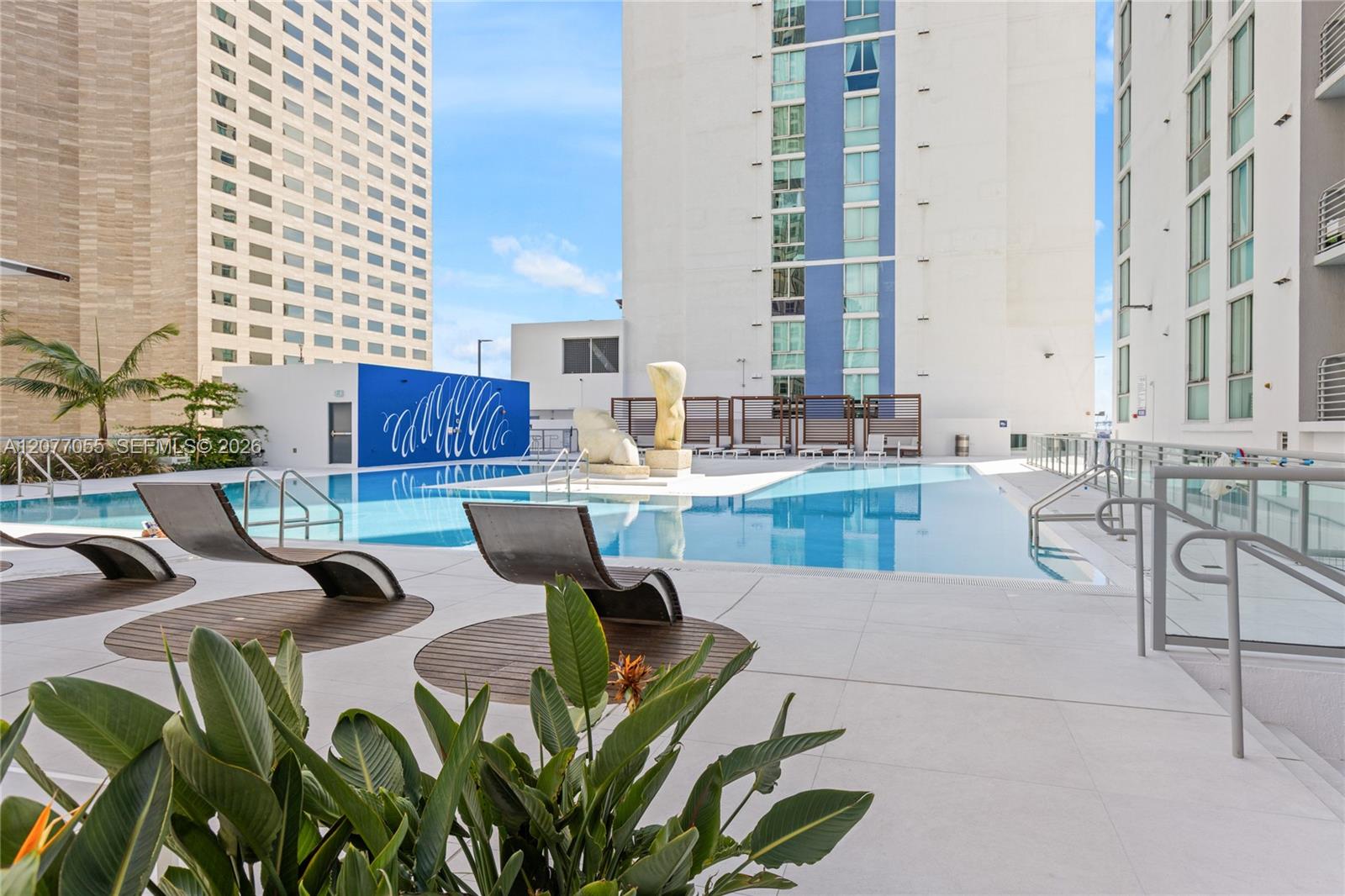 325 S Biscayne Boulevard 2723 Property Photo 48
