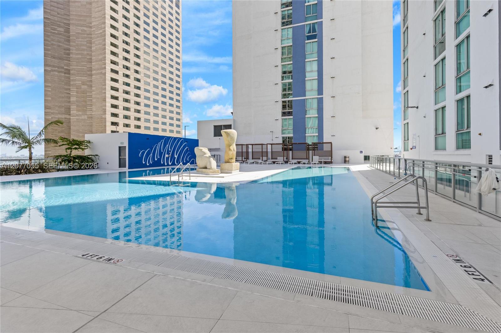 325 S Biscayne Boulevard 2723 Property Photo 53