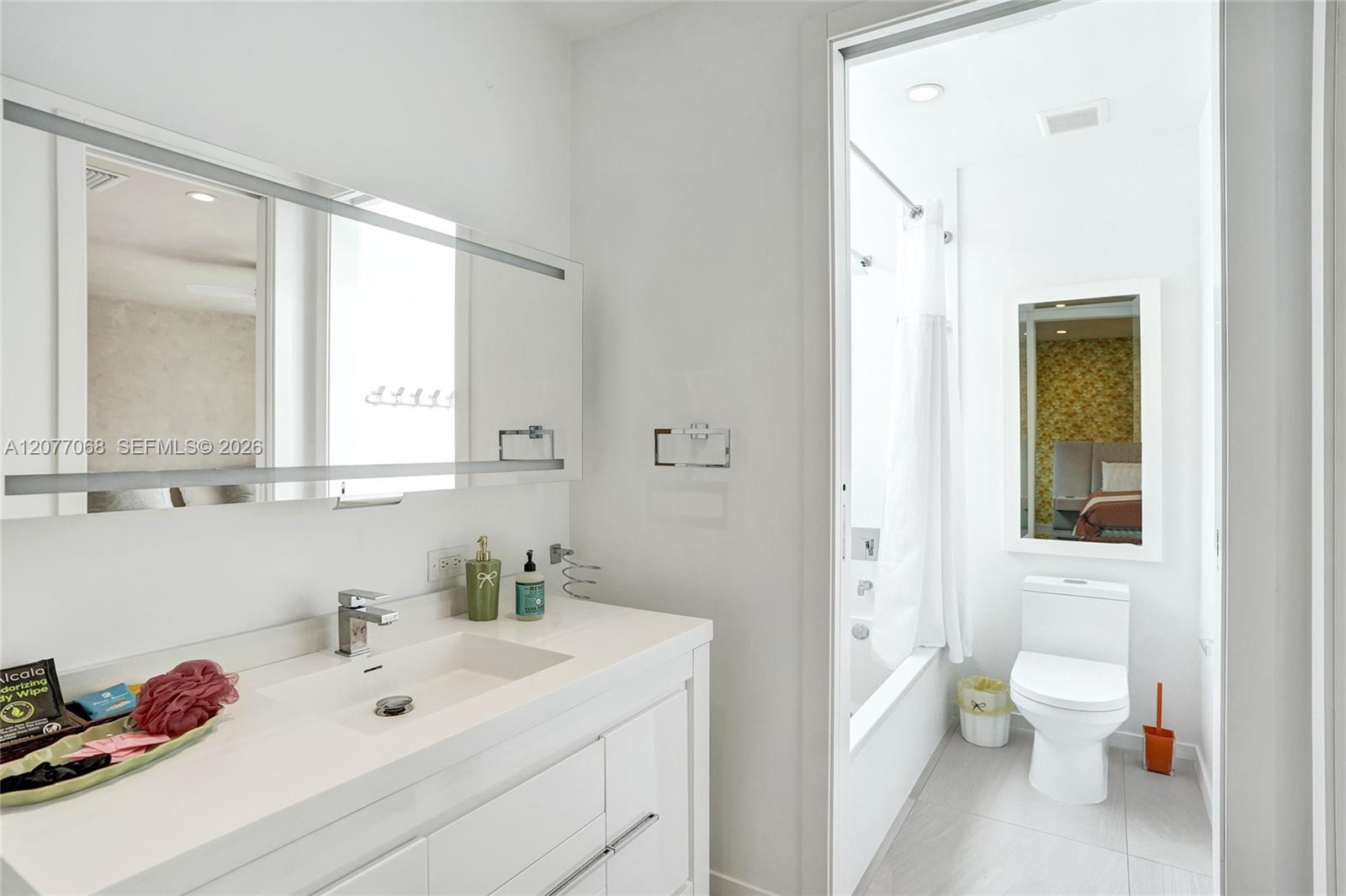 129 N Victoria Park Road Property Photo 105