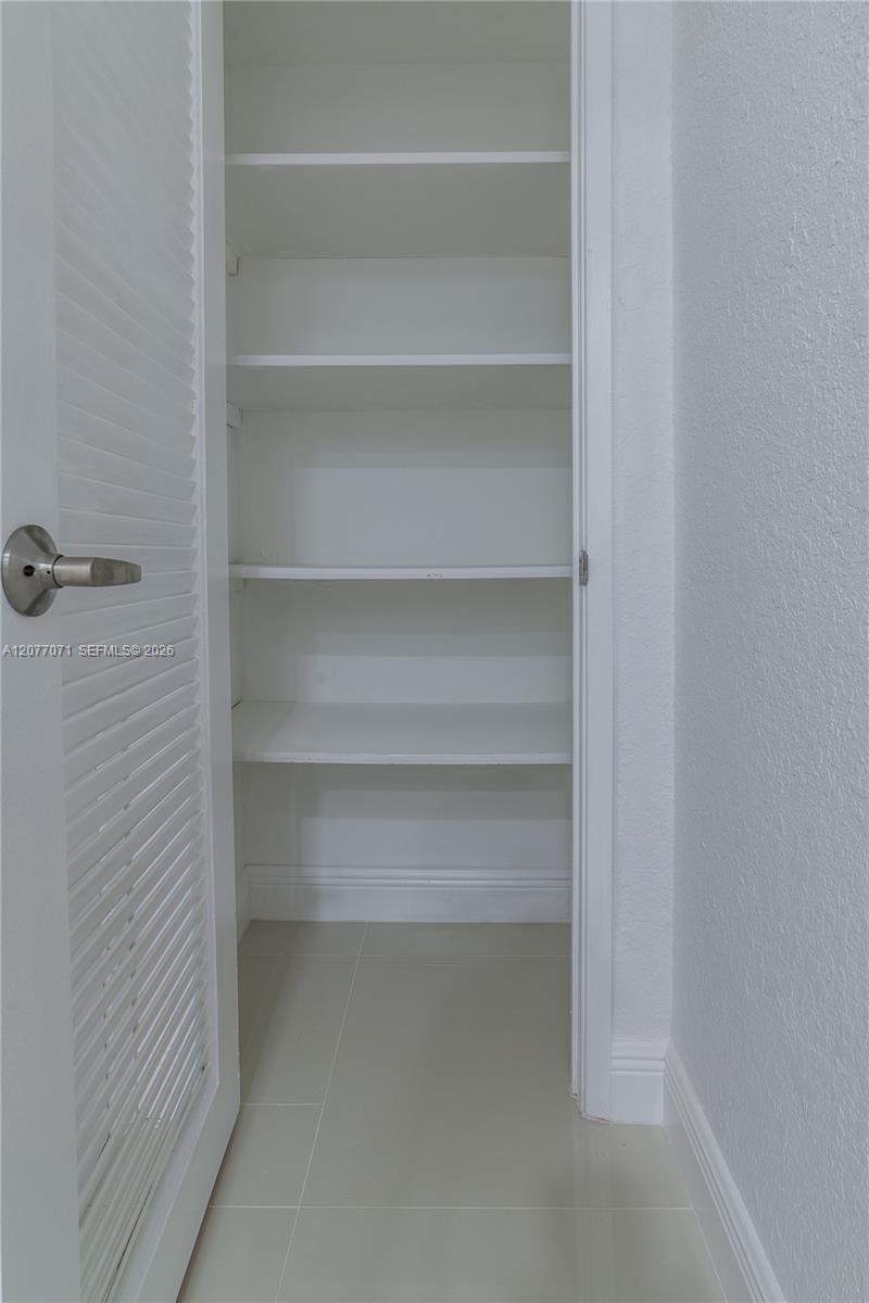 19390 Collins Avenue 419 Property Photo 32