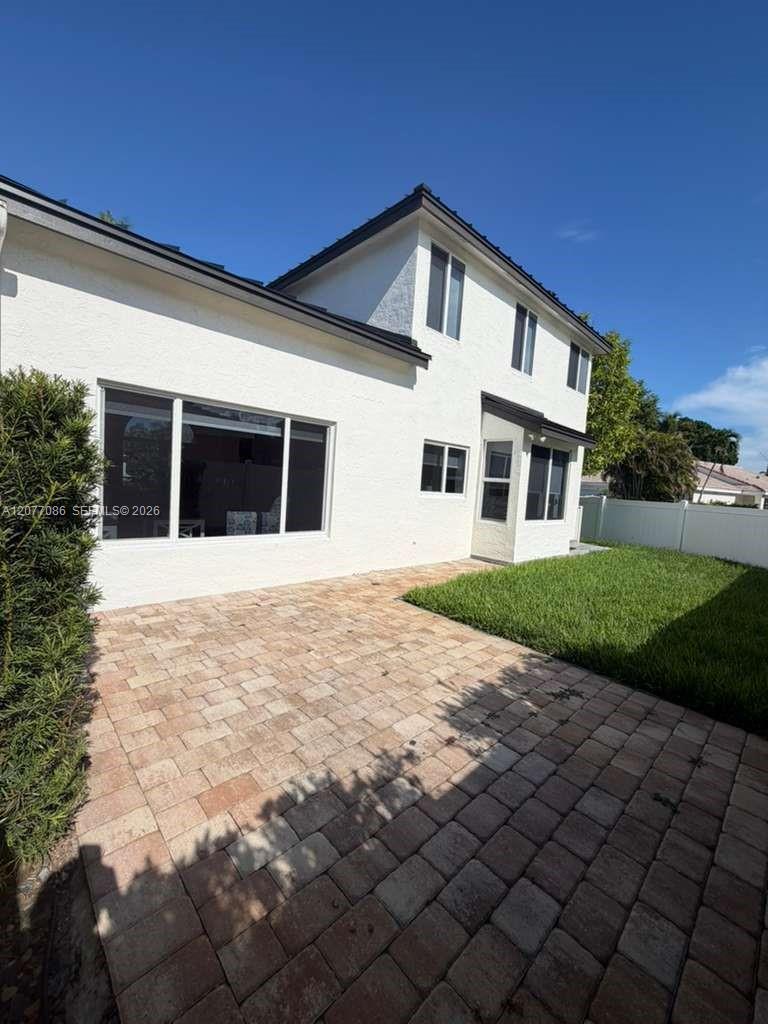 A12077086 Property Photo 1