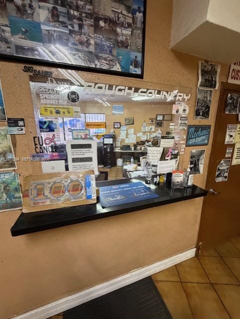 Established Tire/mechanic Shop Property Photo 11