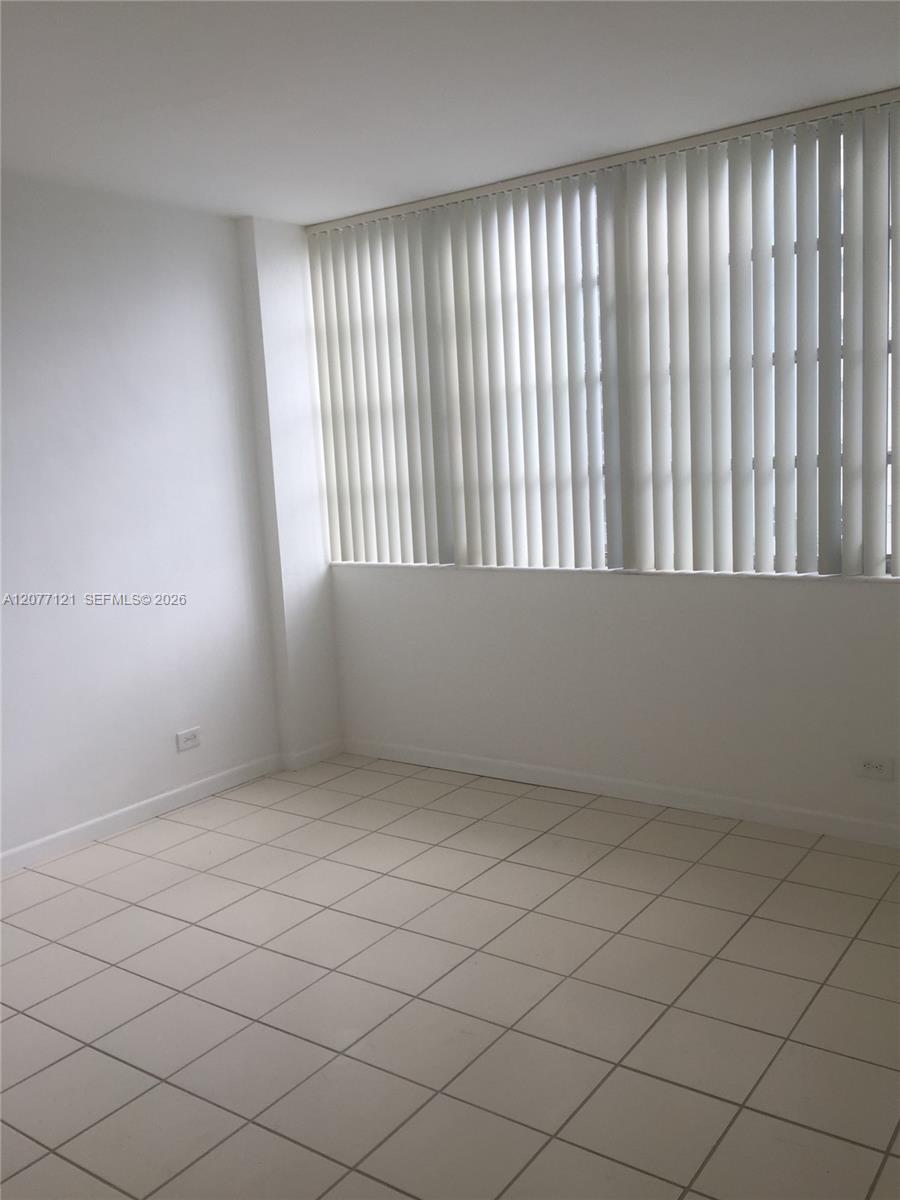 1408 Brickell Bay Drive 703 Property Photo 9