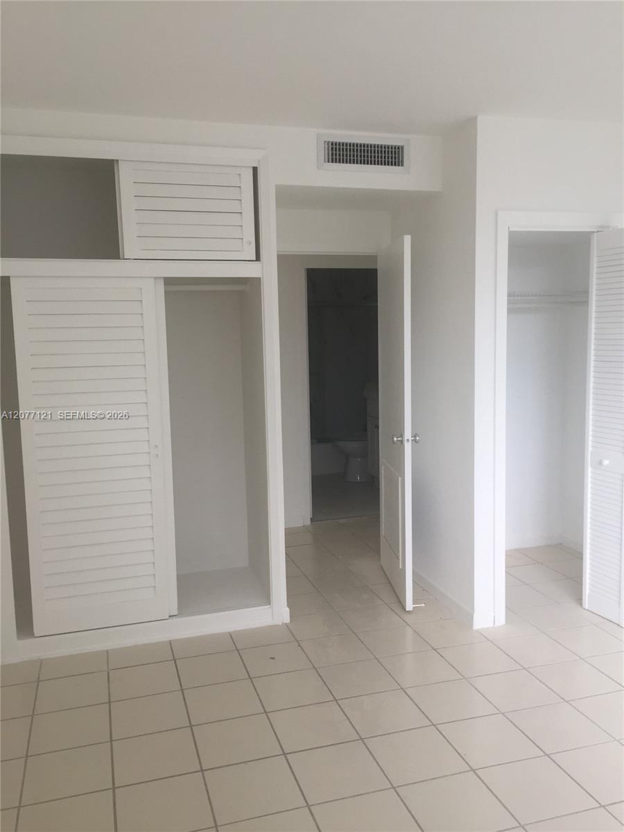 1408 Brickell Bay Drive 703 Property Photo 13
