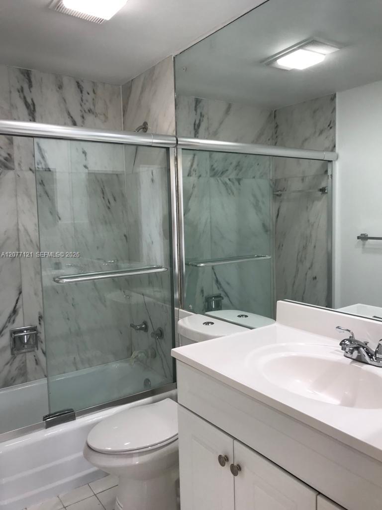 1408 Brickell Bay Drive 703 Property Photo 16