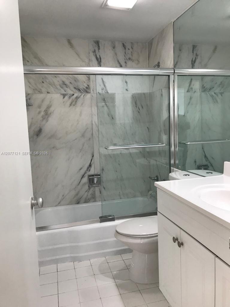1408 Brickell Bay Drive 703 Property Photo 17