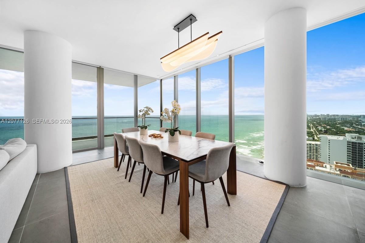 2000 S Ocean Drive 31b Property Photo 3