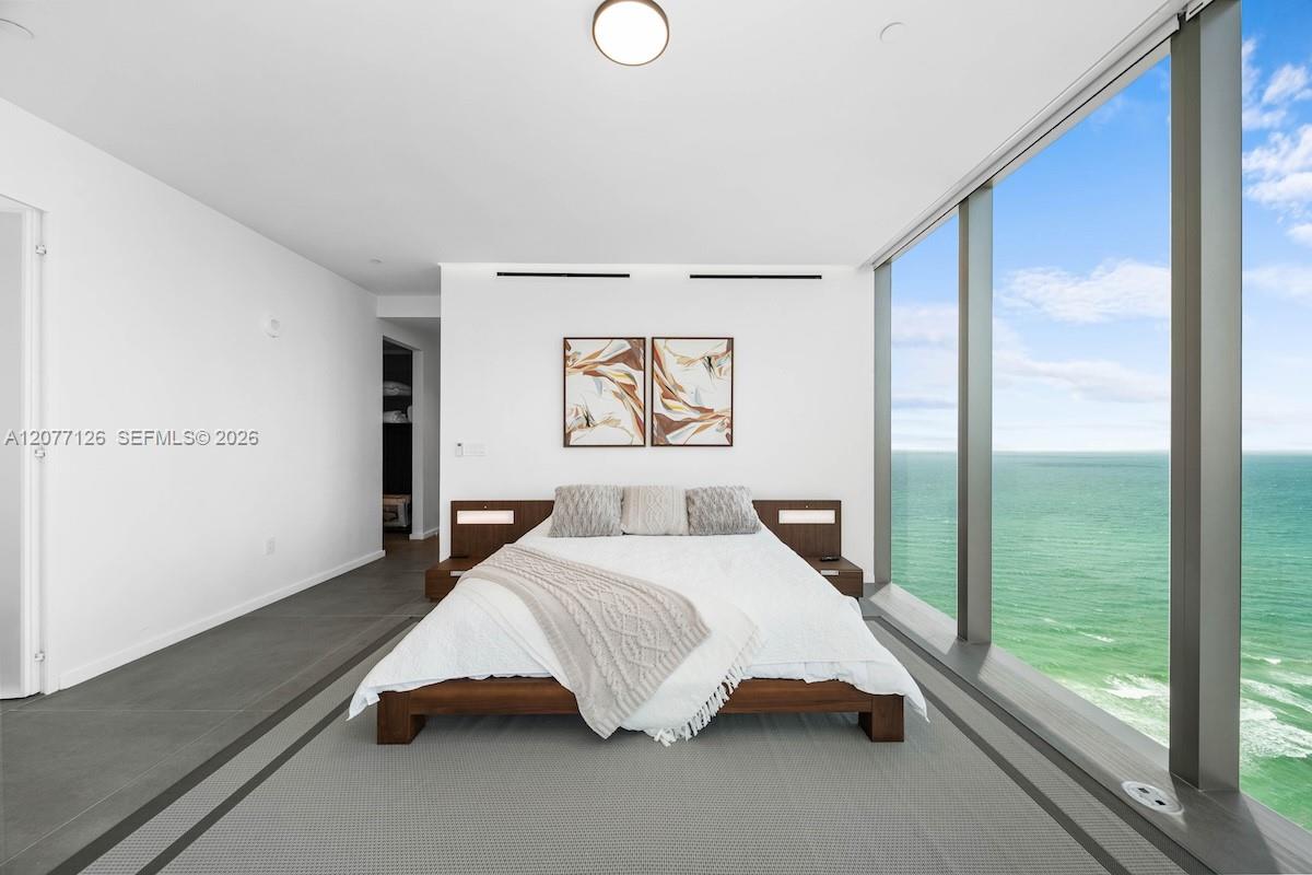 2000 S Ocean Drive 31b Property Photo 10