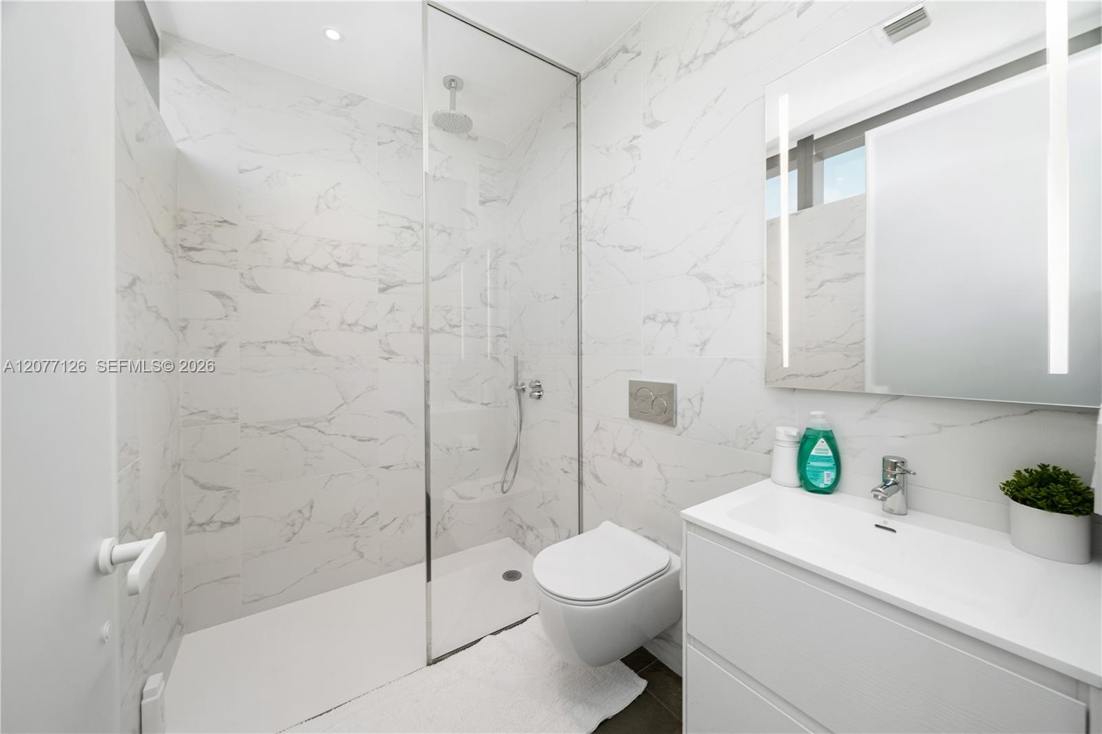 2000 S Ocean Drive 31b Property Photo 26