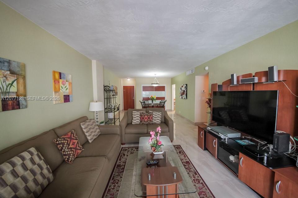 A12077128 Property Photo 15