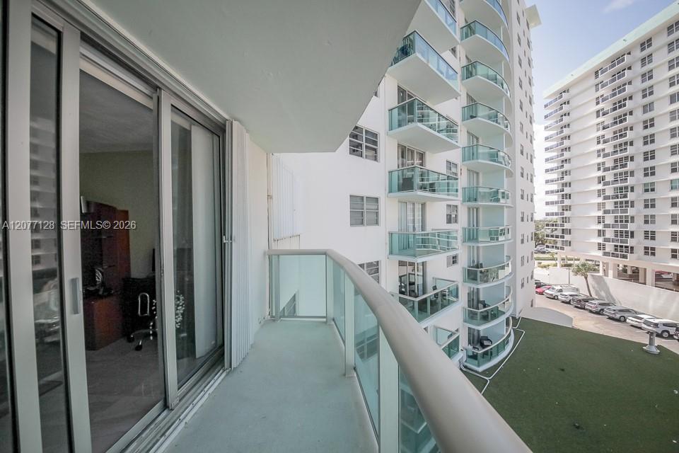 A12077128 Property Photo 17