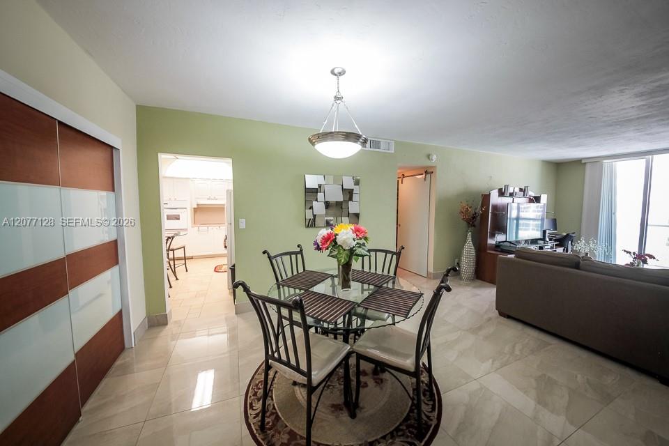 A12077128 Property Photo 18