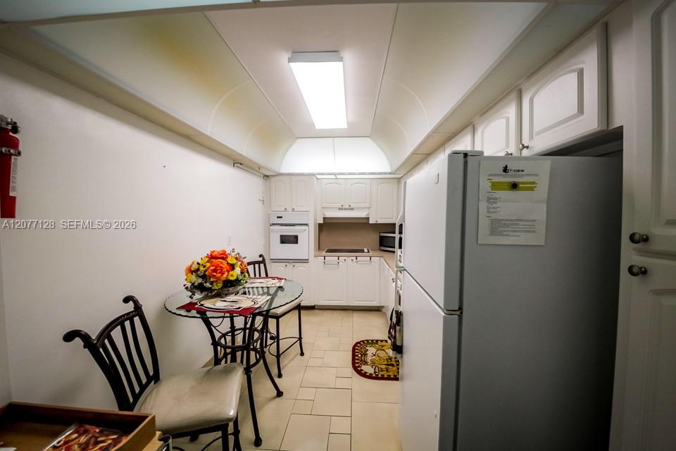 A12077128 Property Photo 19