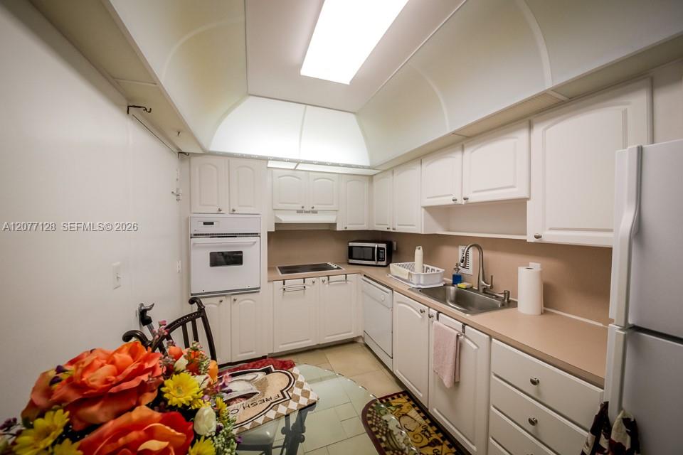 A12077128 Property Photo 20