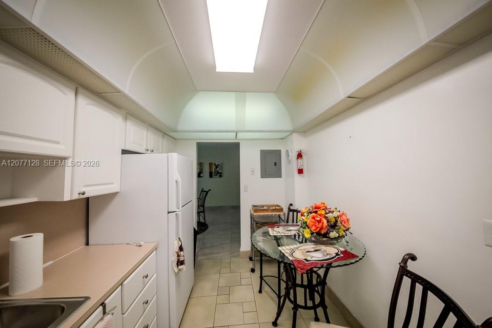 A12077128 Property Photo 21
