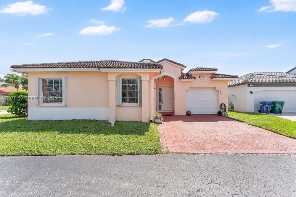 8021 Sw 158th Place Property Photo 1