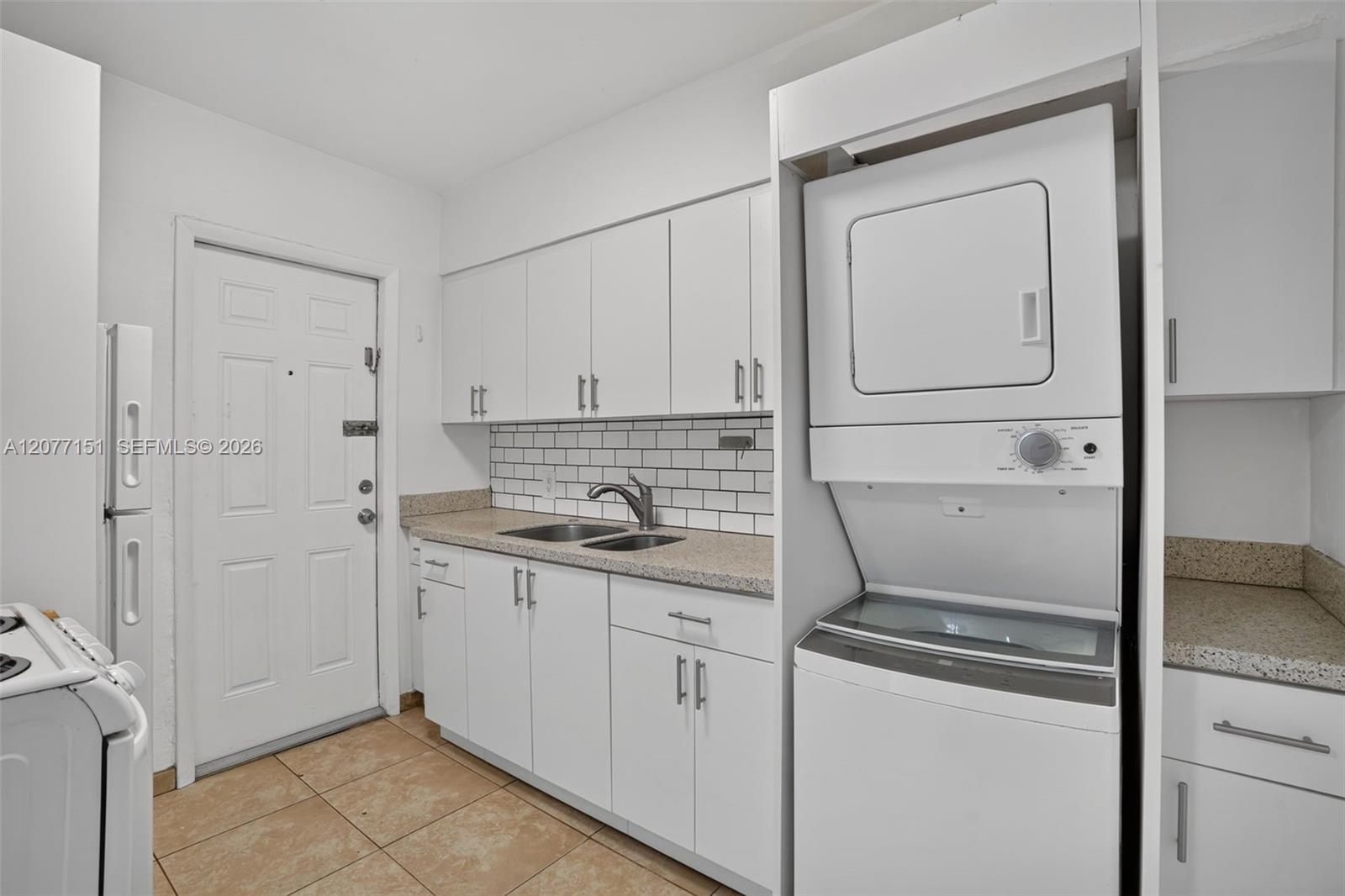 A12077151 Property Photo 13