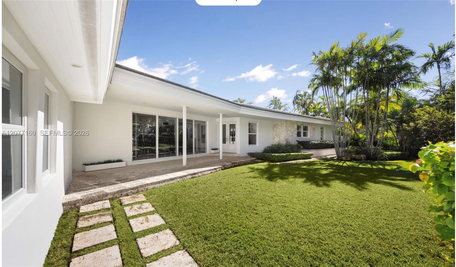 335 Harbor Drive Property Photo 1