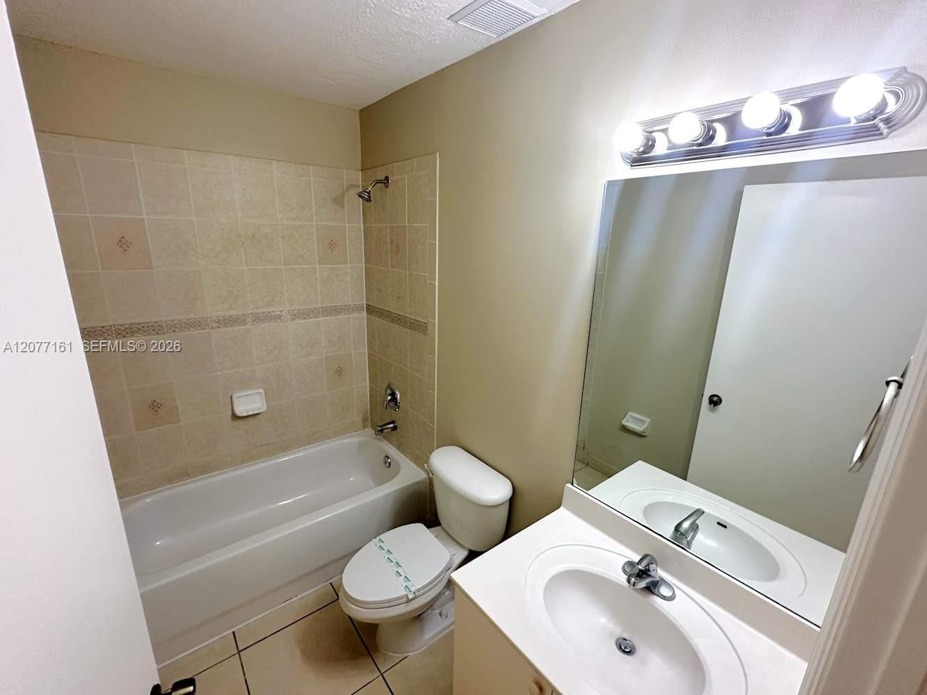 A12077161 Property Photo 8