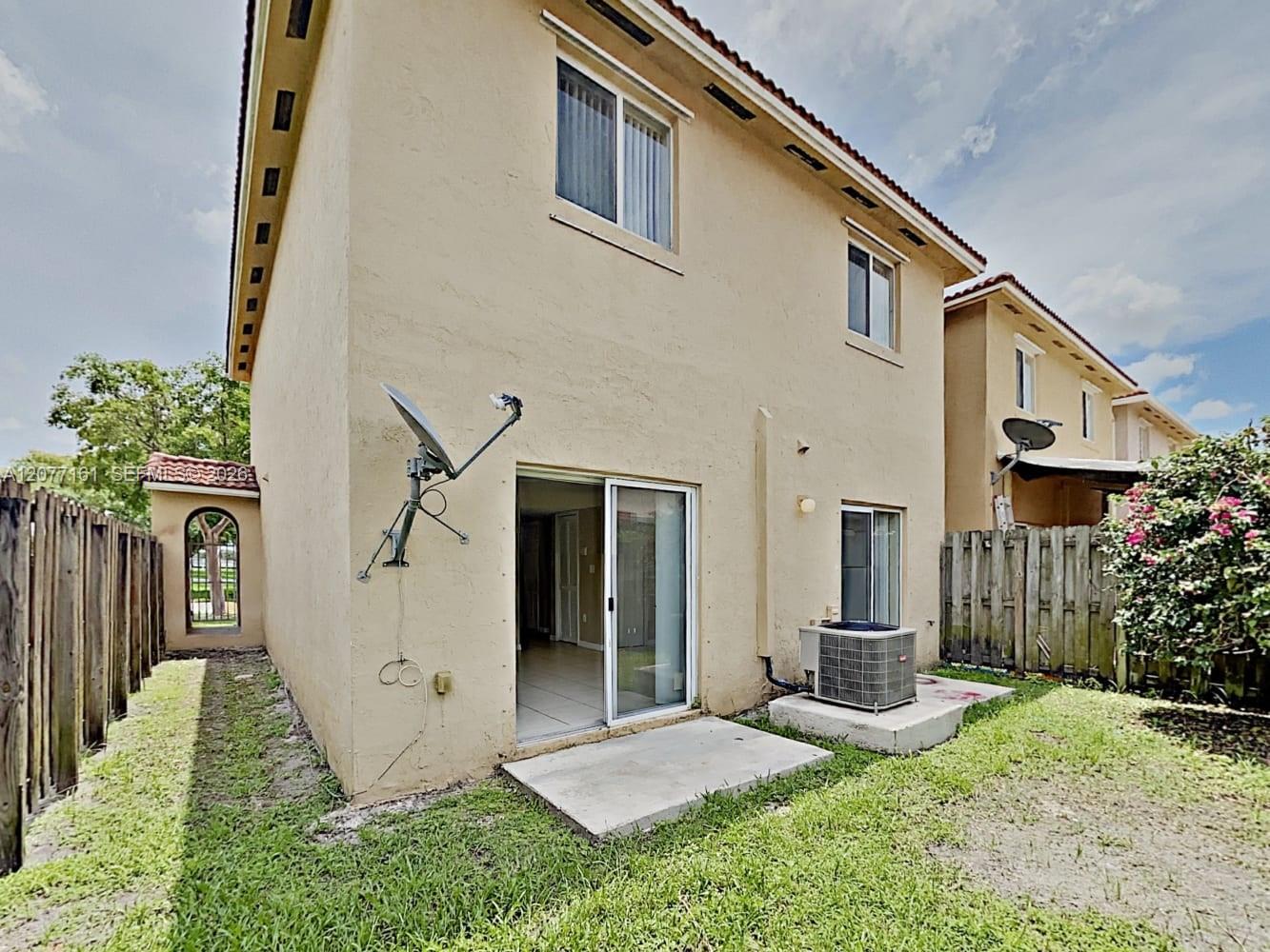 A12077161 Property Photo 18