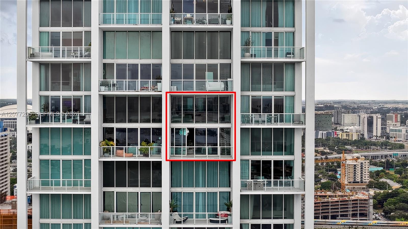 1040 Biscayne Boulevard 3403 Property Photo 2