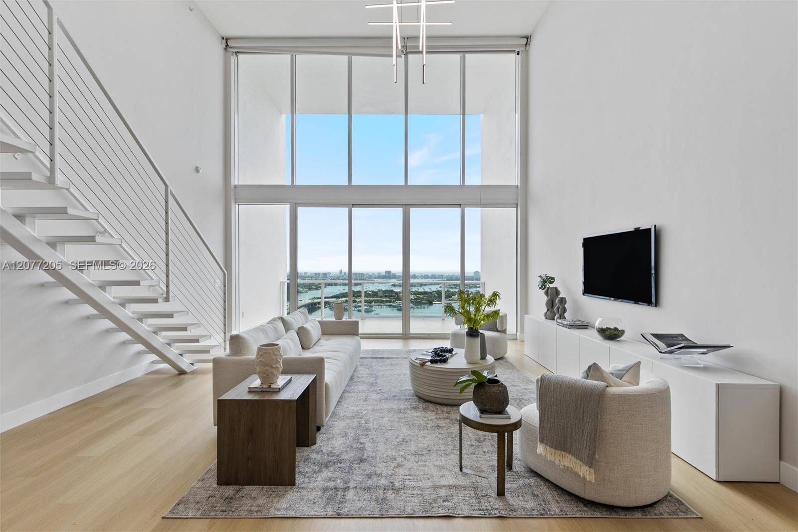 1040 Biscayne Boulevard 3403 Property Photo 4