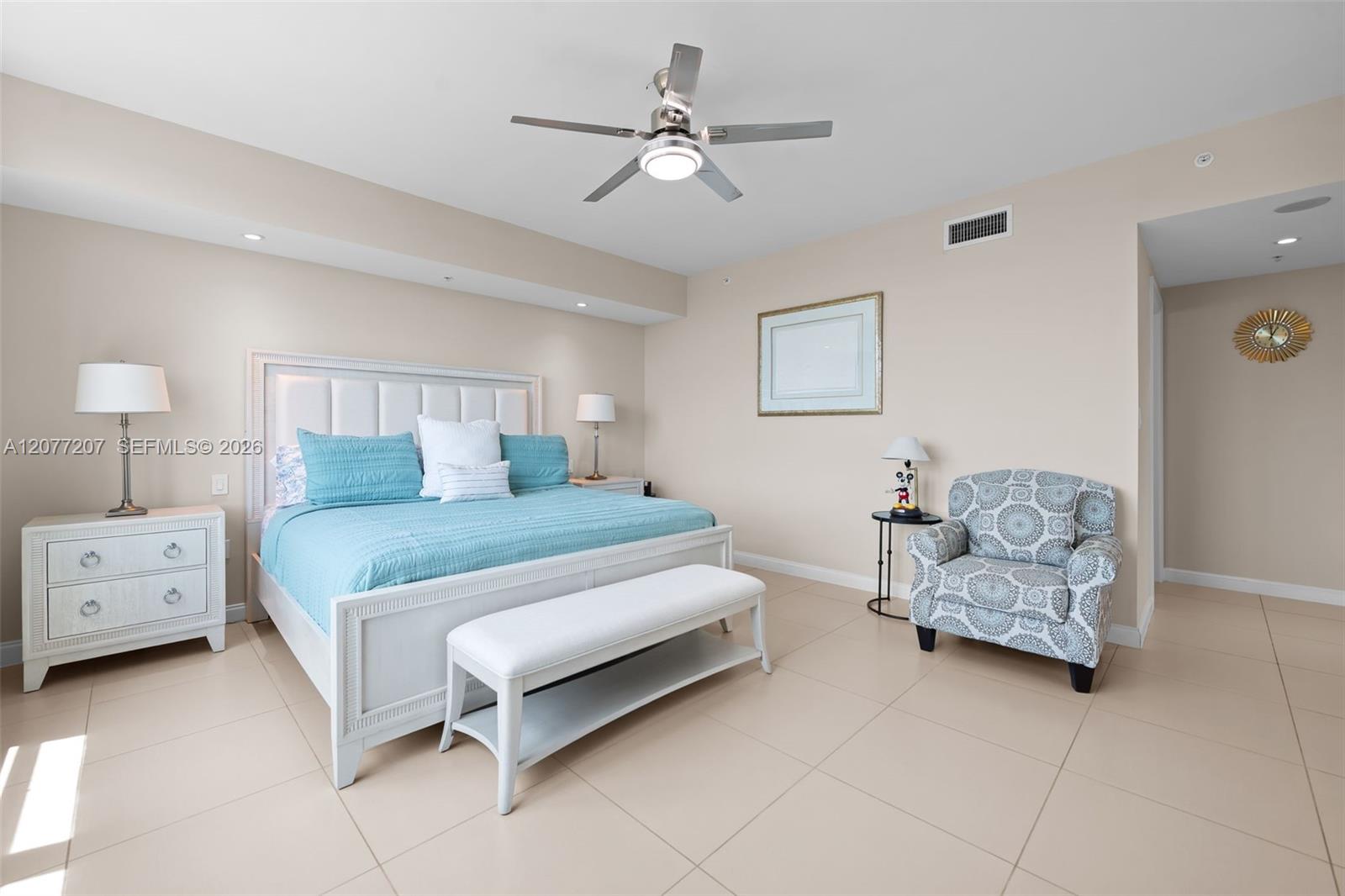 2110 N Ocean Boulevard 7b Property Photo 15