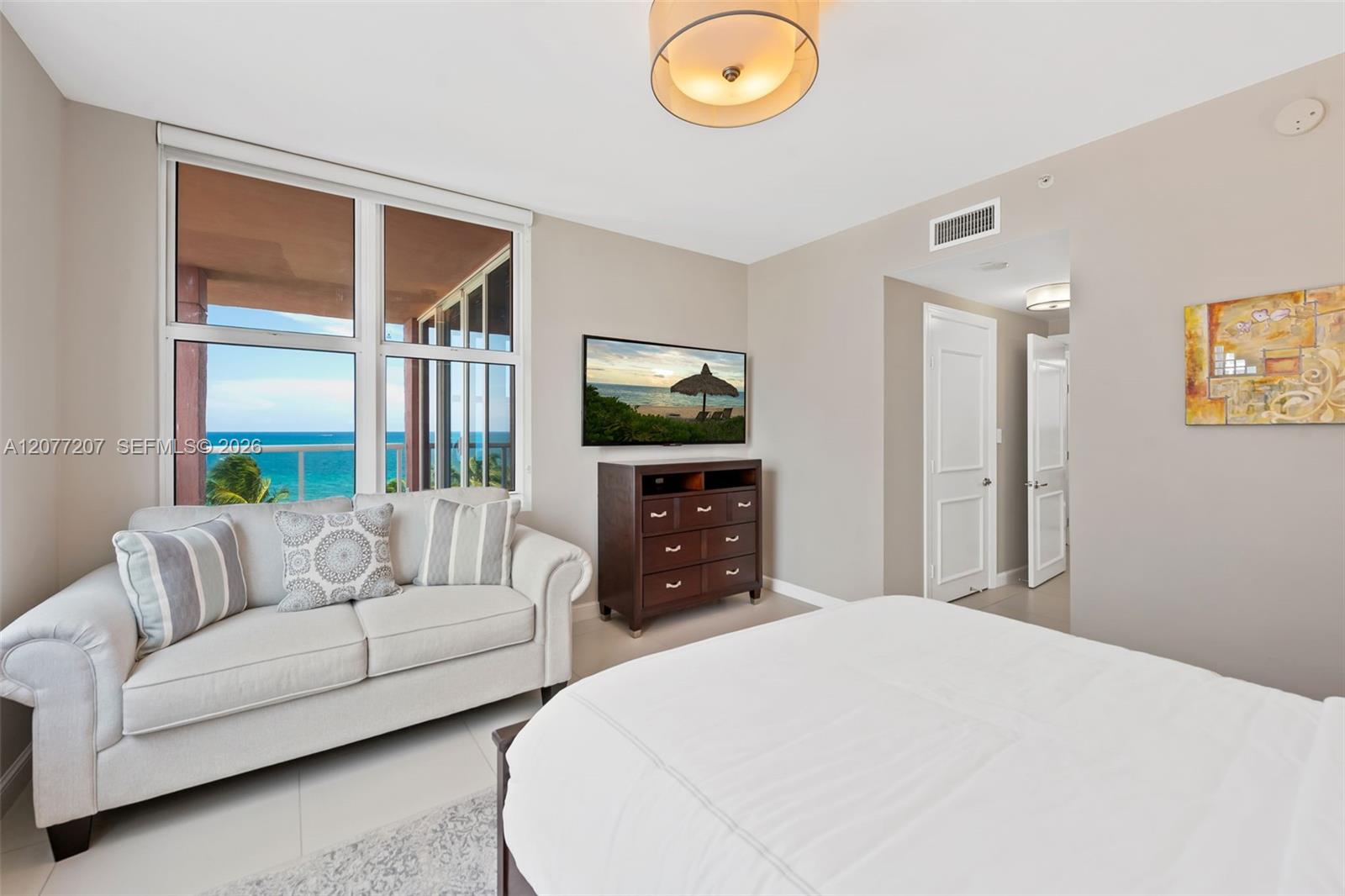 2110 N Ocean Boulevard 7b Property Photo 23