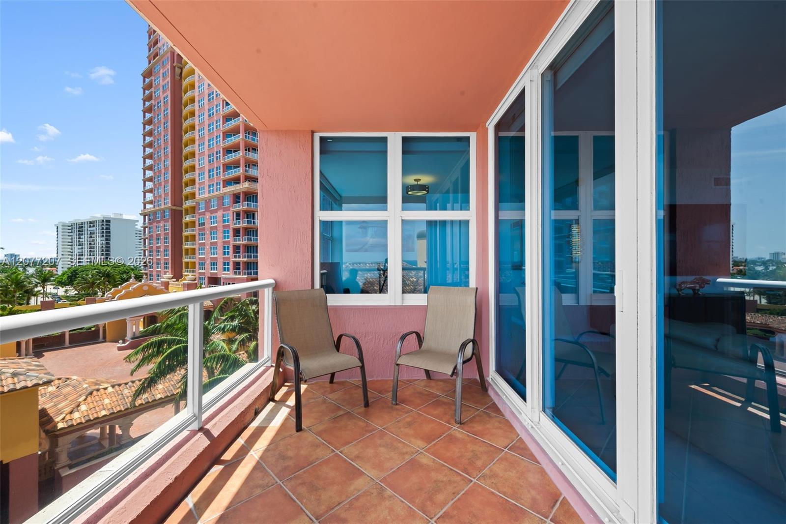 2110 N Ocean Boulevard 7b Property Photo 38