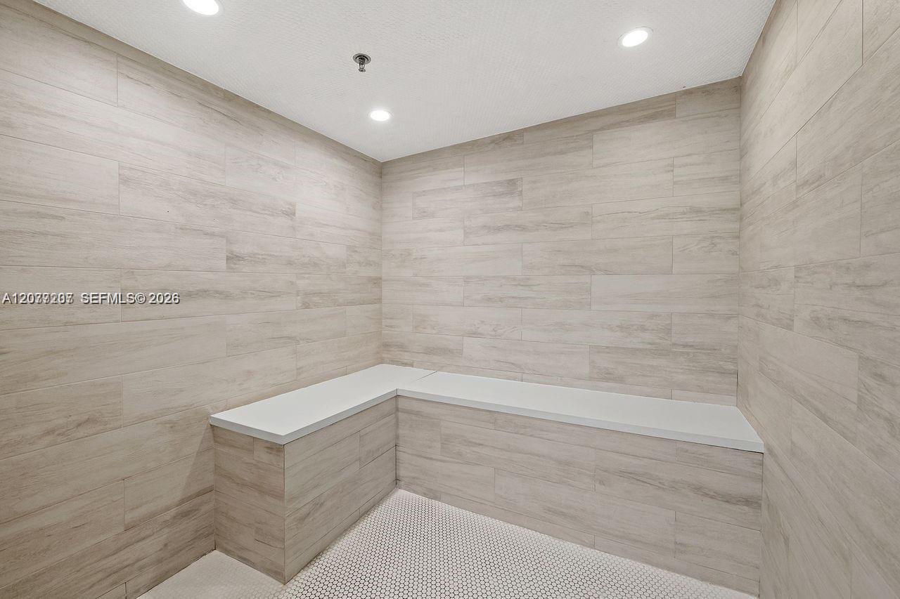 2110 N Ocean Boulevard 7b Property Photo 44