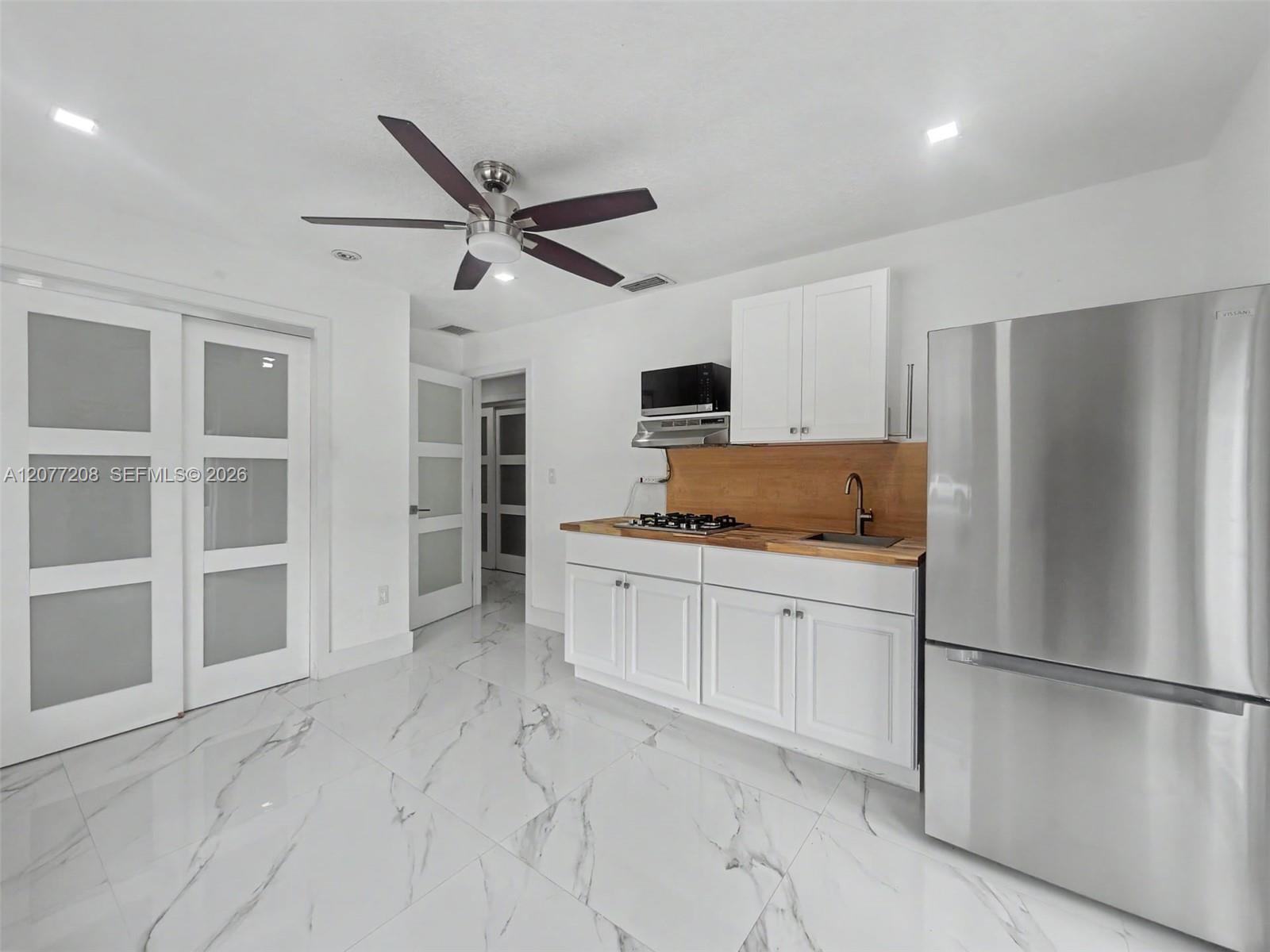 14111 Sw 75th Street Property Photo 14