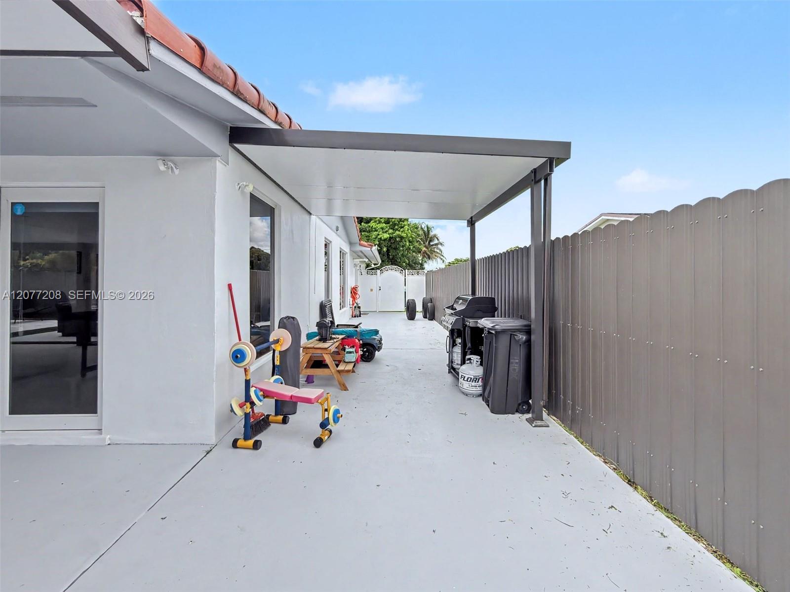 14111 Sw 75th Street Property Photo 31
