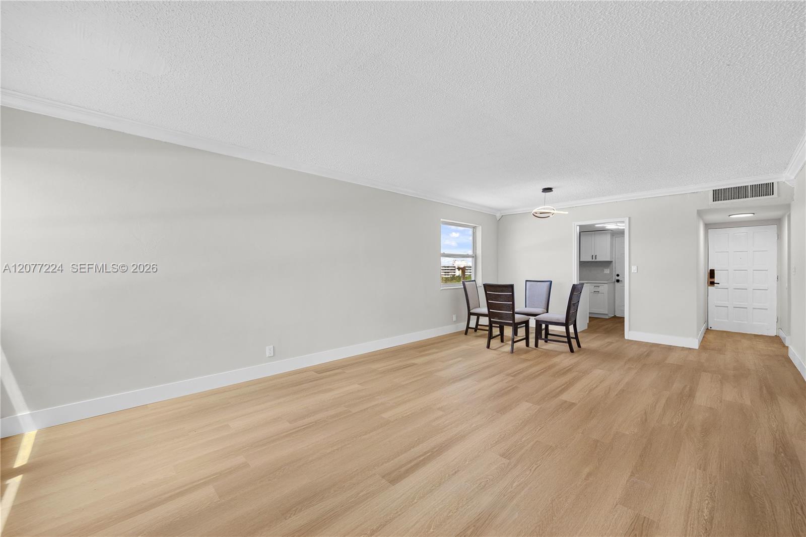 3301 Spanish Moss Terrace 806 Property Photo 13