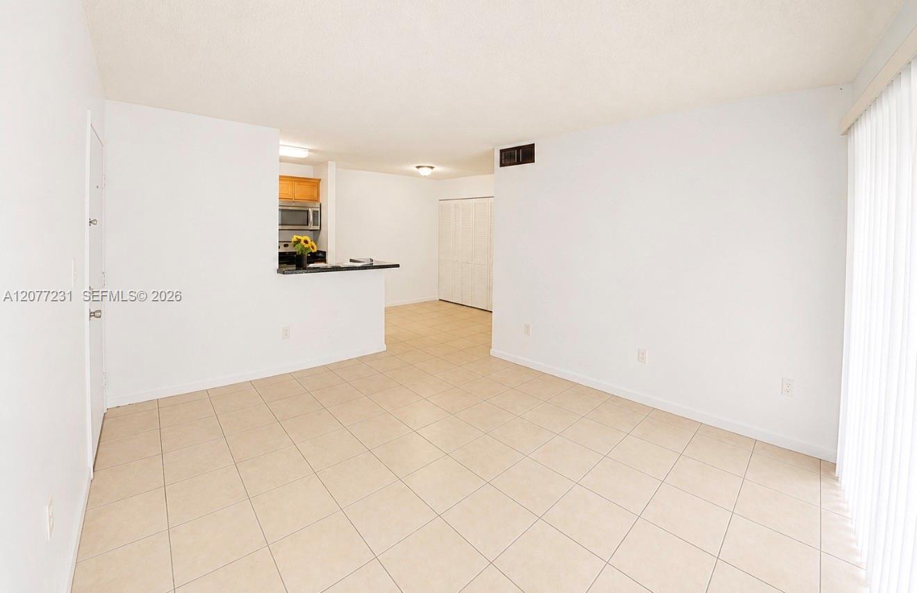 15630 Sw 80th Street I-210 Property Photo 4