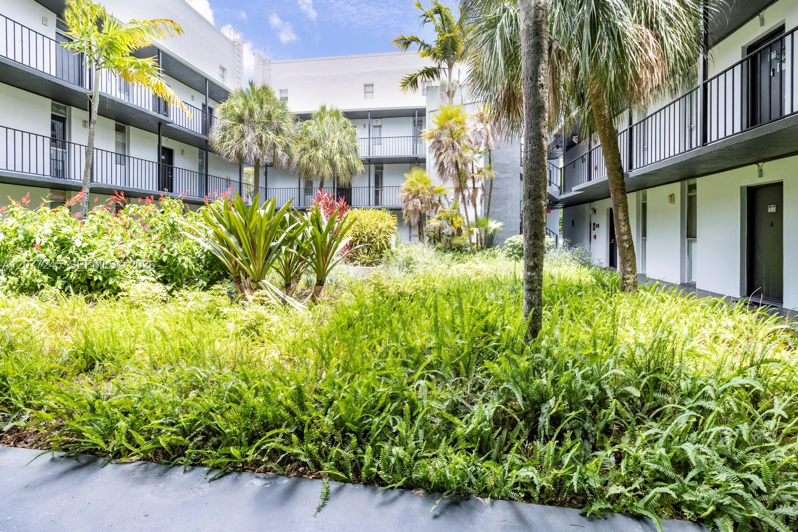2940 Forest Hills Boulevard C3l Property Photo 14