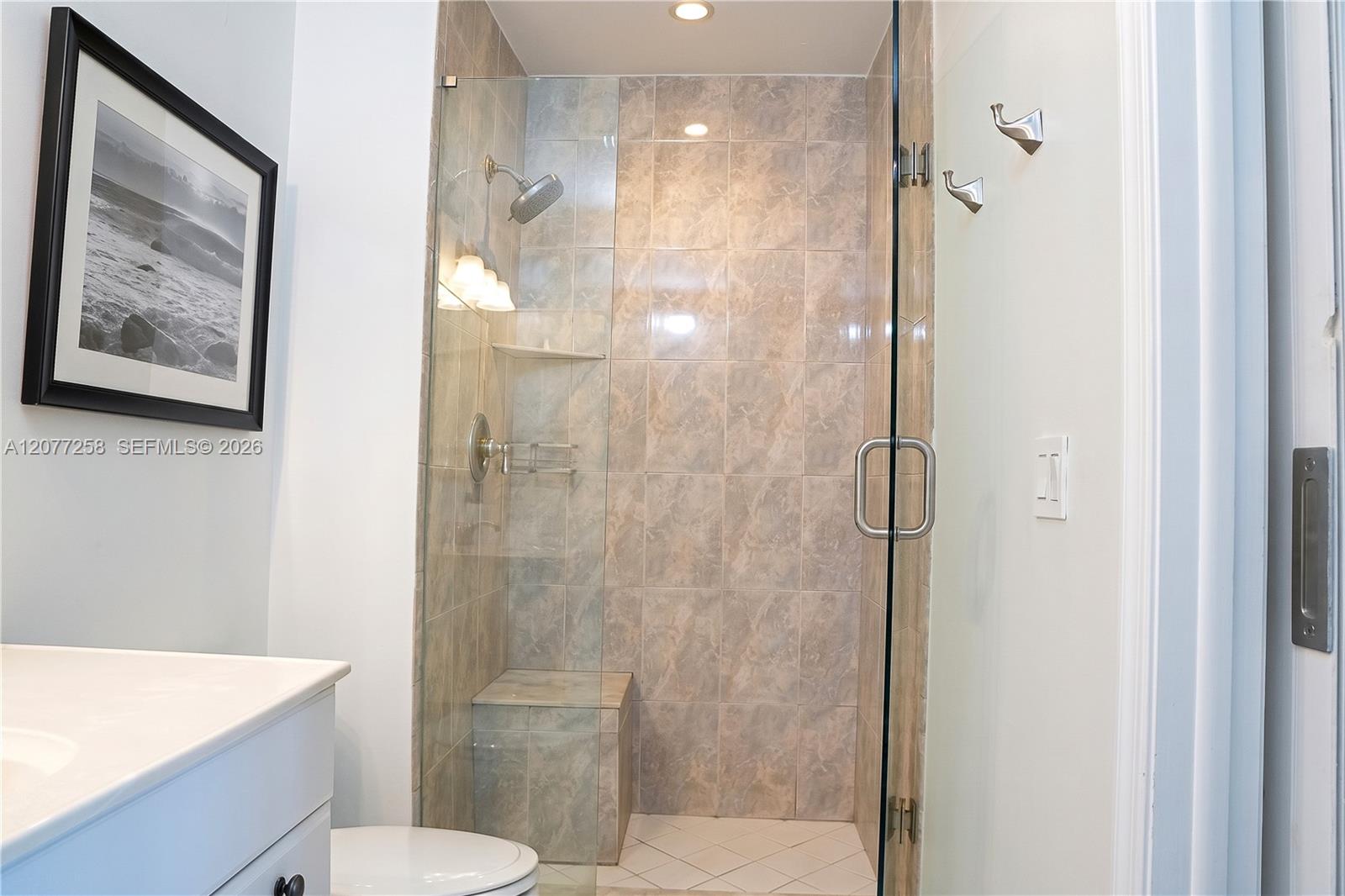 2119 Ne 44th Street Property Photo 14