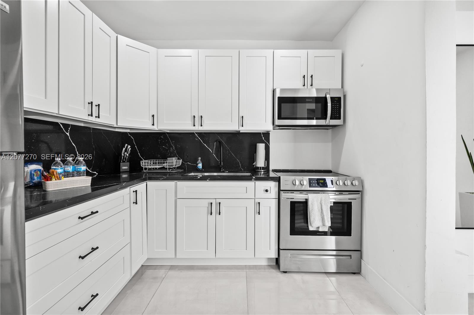 52 Ne 47th Street Property Photo 29