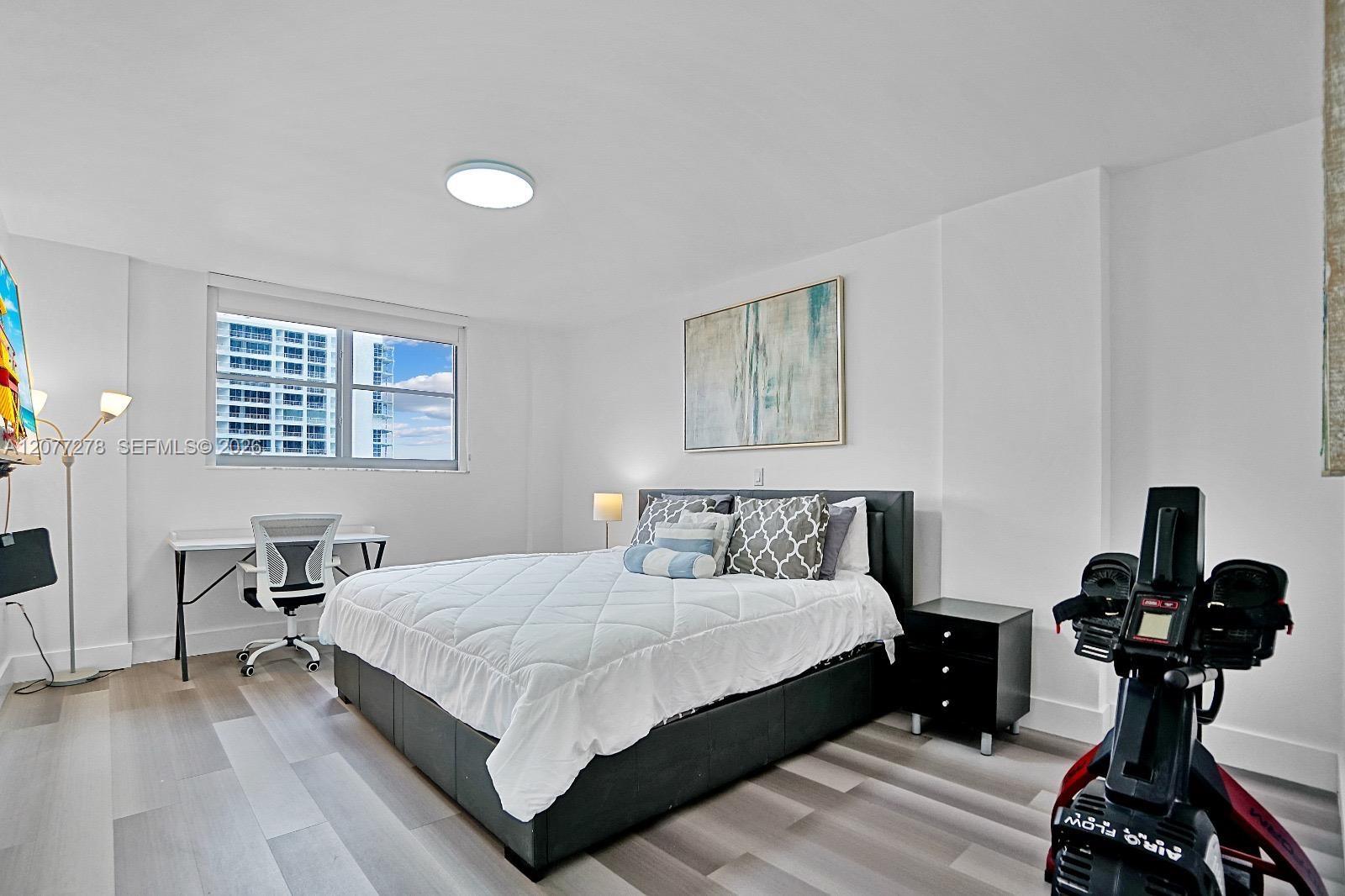 9273 Collins Avenue 309 Property Photo 14