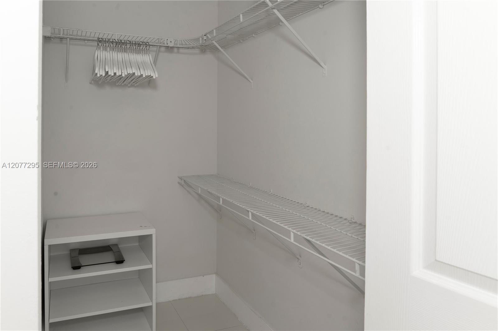 17050 N Bay Road 406 Property Photo 25