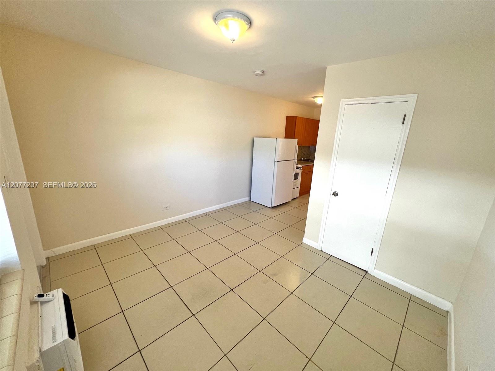 700 NE 85th Street 14 Property Photo 1