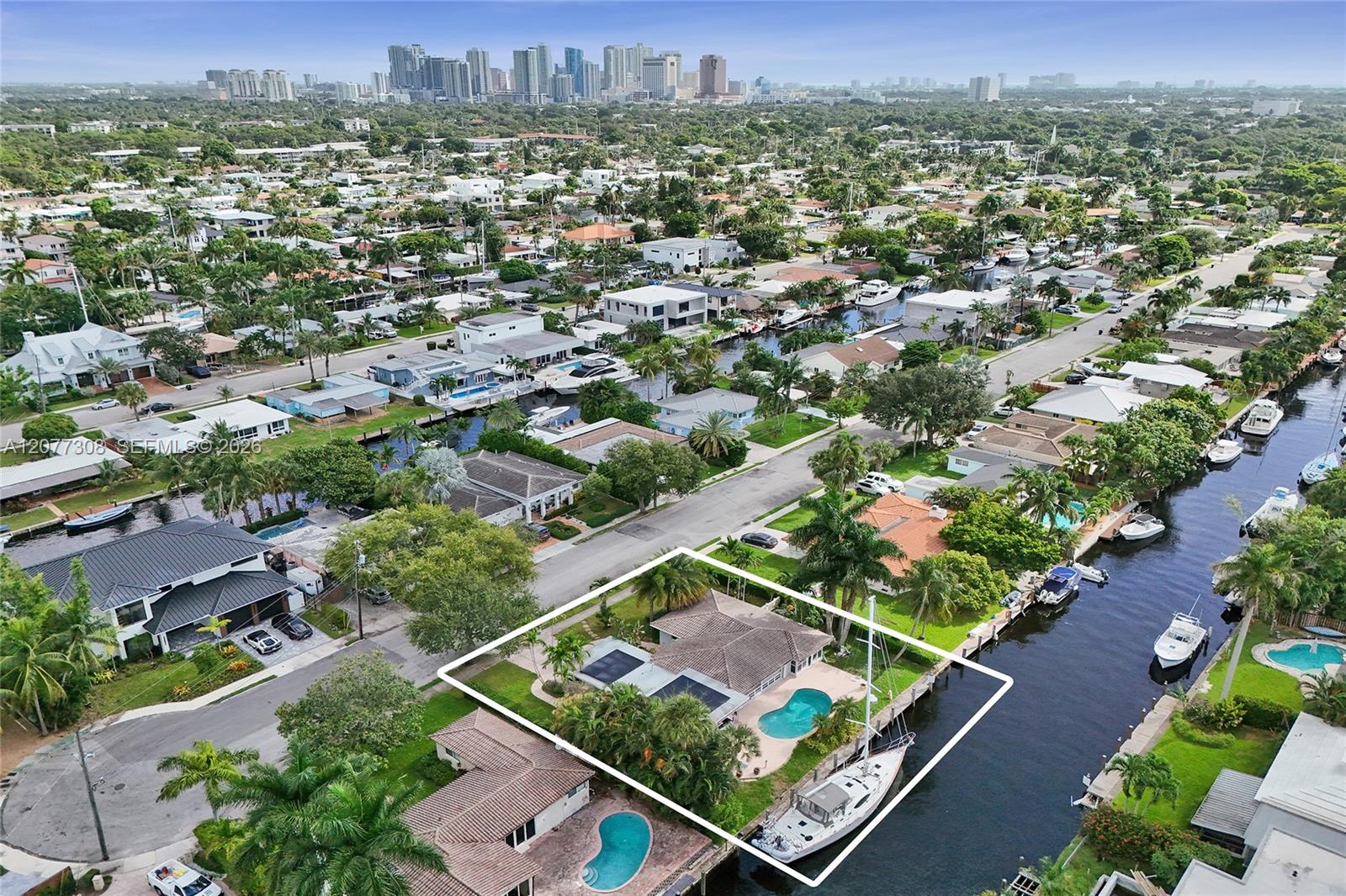 1312 Tangelo Isle Property Photo 2