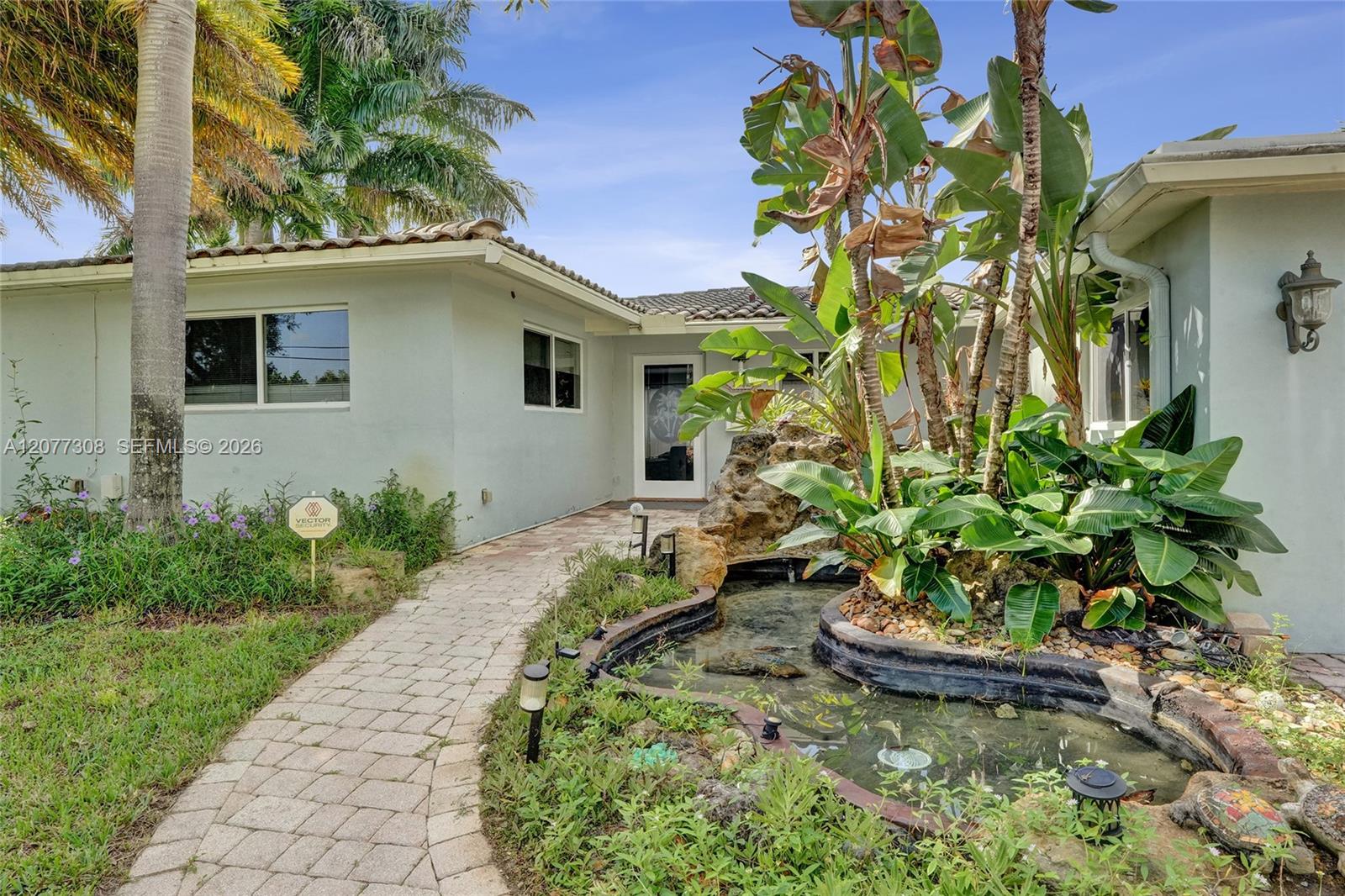 1312 Tangelo Isle Property Photo 7