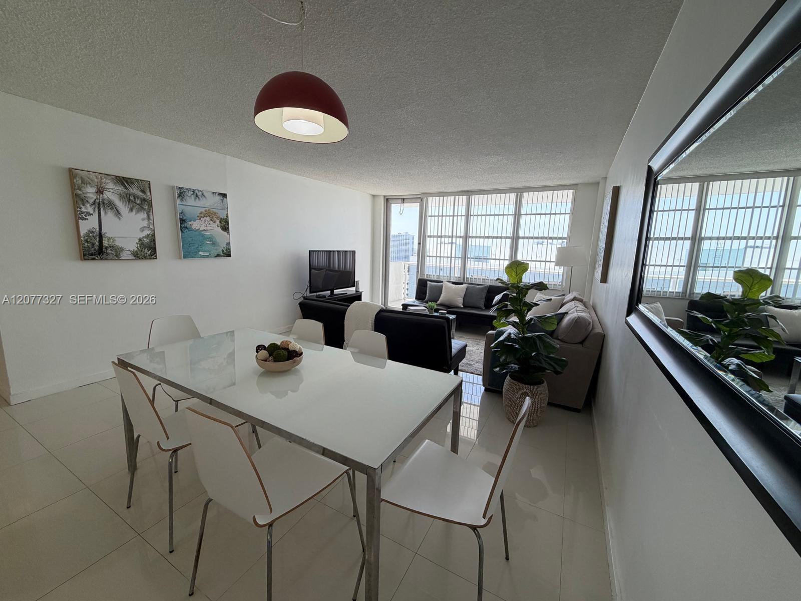 3725 S Ocean Drive 1517 Property Photo 9