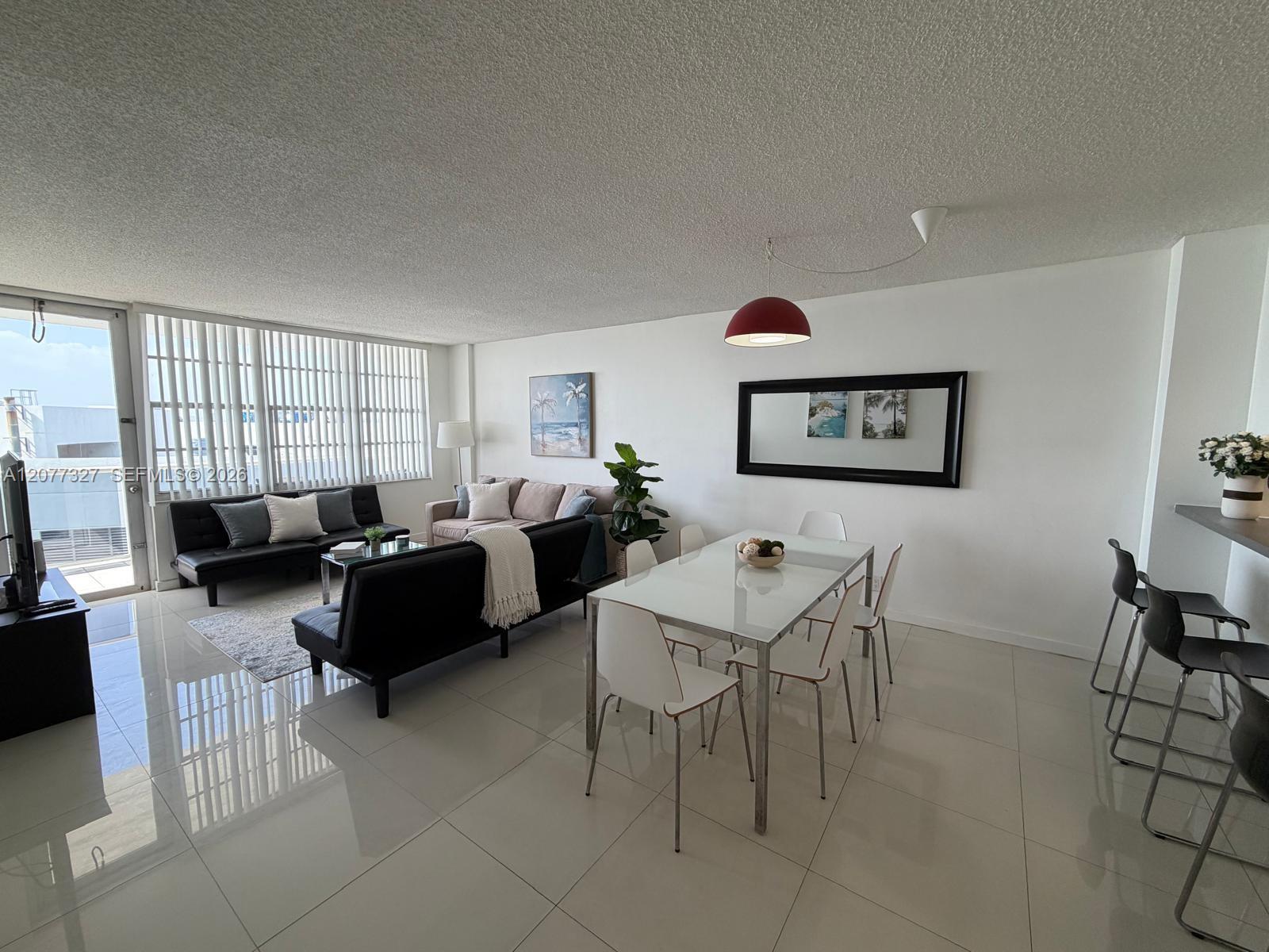 3725 S Ocean Drive 1517 Property Photo 10