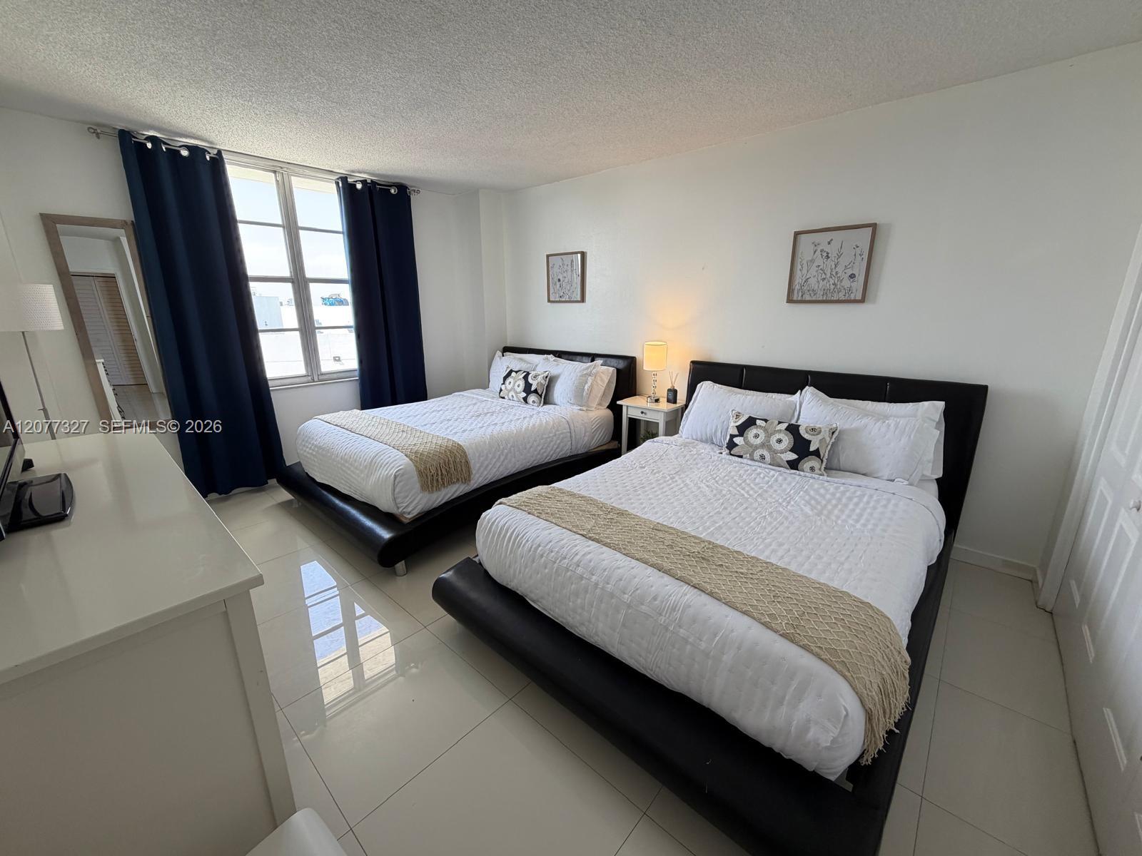 3725 S Ocean Drive 1517 Property Photo 20