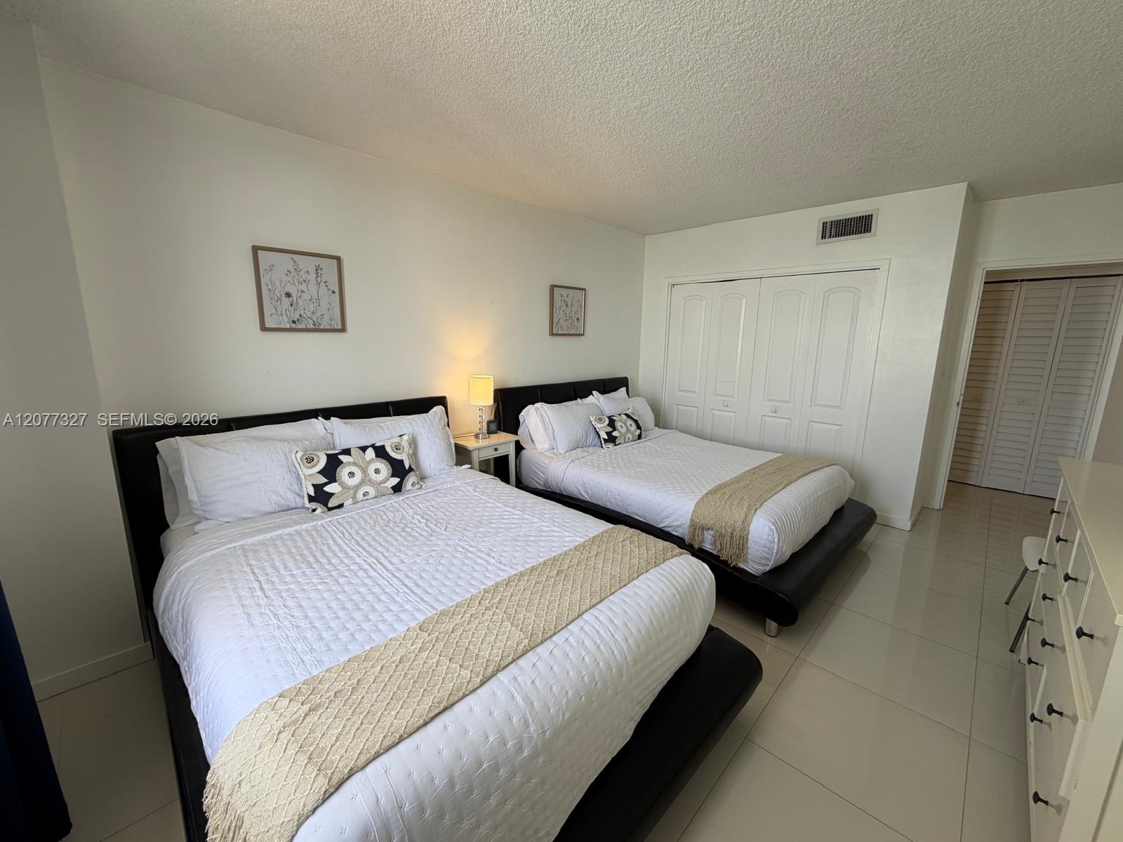 3725 S Ocean Drive 1517 Property Photo 24