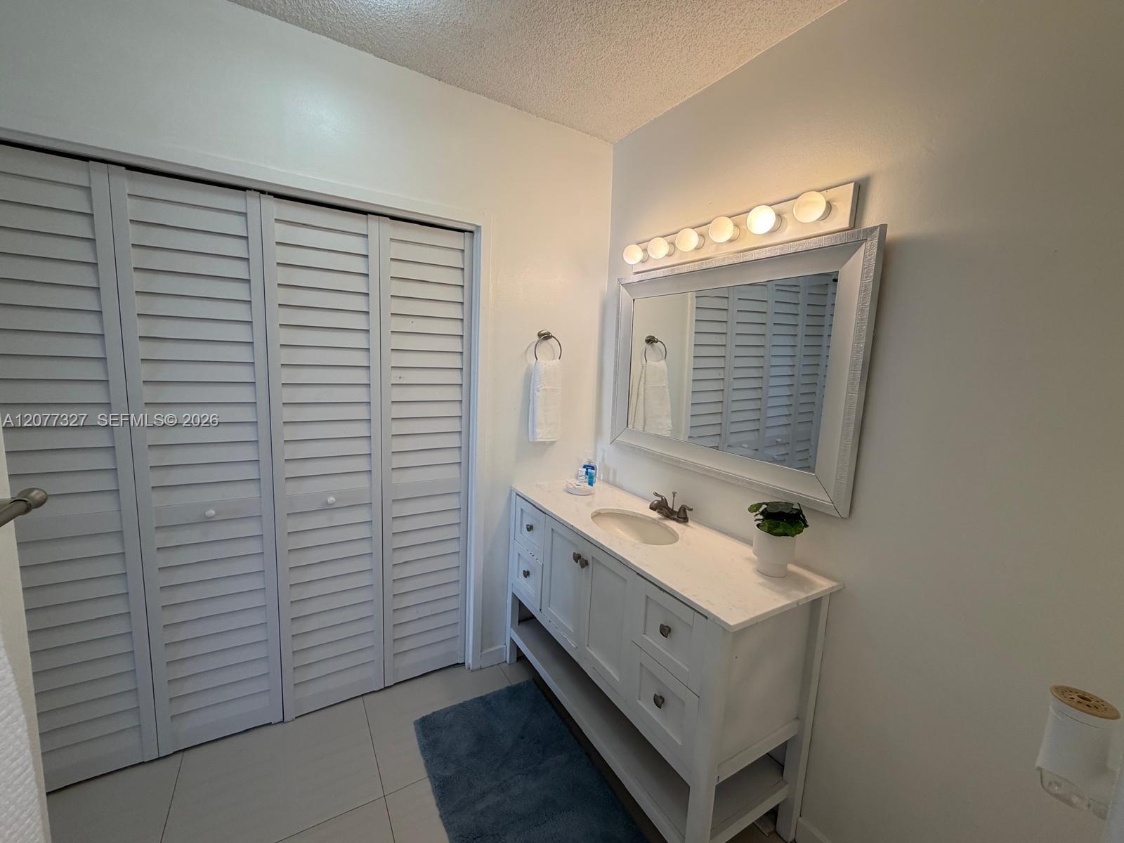 3725 S Ocean Drive 1517 Property Photo 43