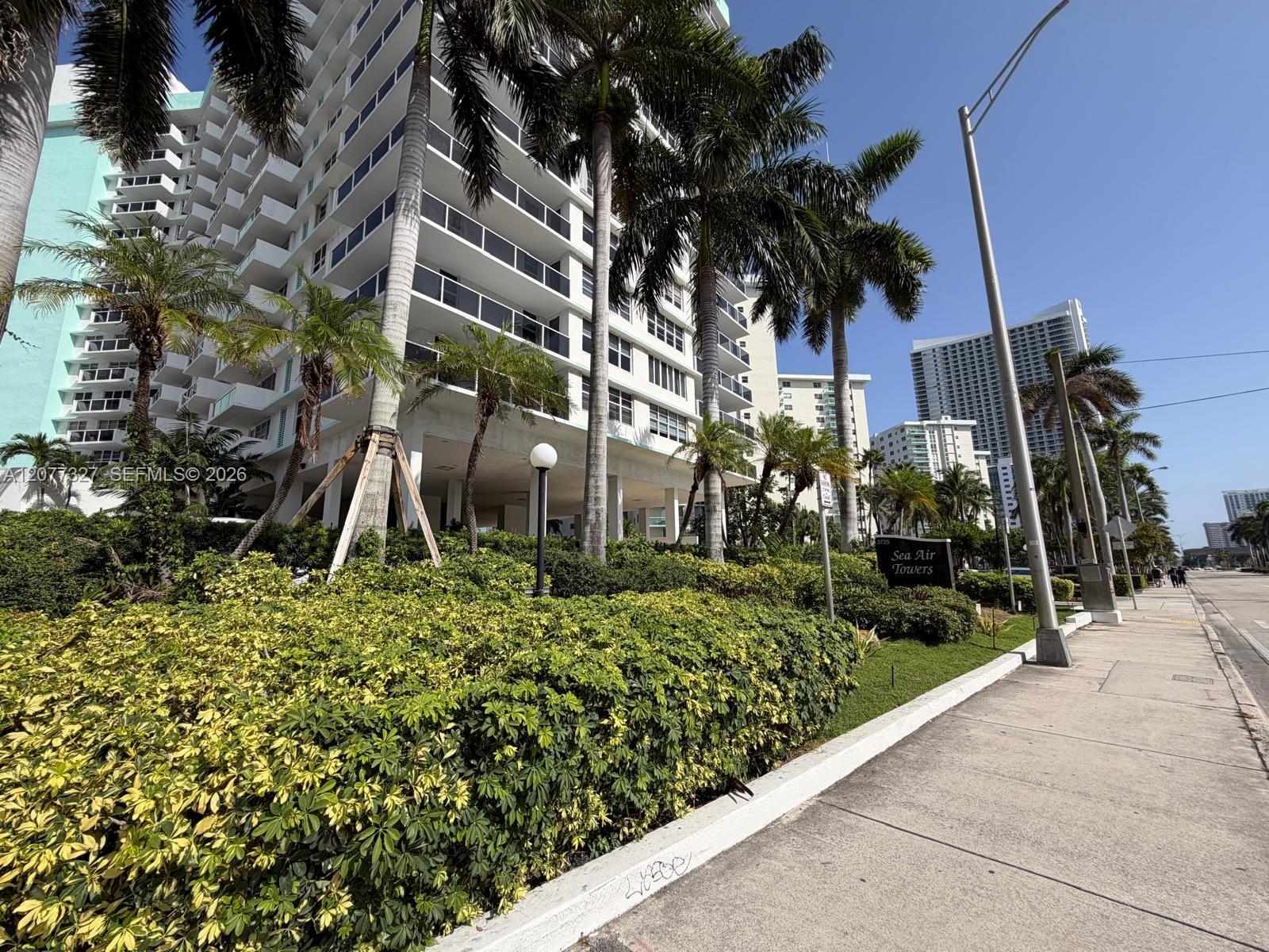 3725 S Ocean Drive 1517 Property Photo 52