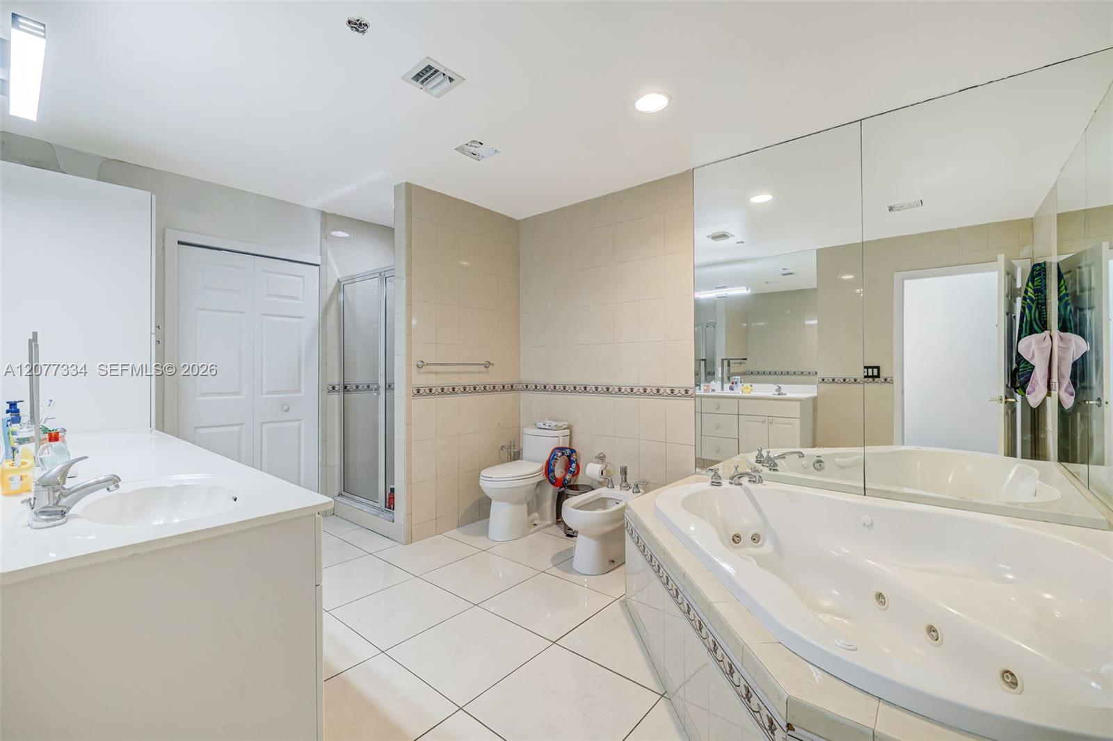 5923 Sw 147th Place Property Photo 32